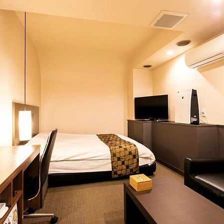 Hotel Double Funabashi Exteriör bild