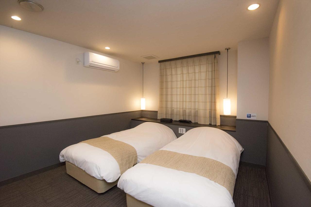 Hotel Double Funabashi Exteriör bild