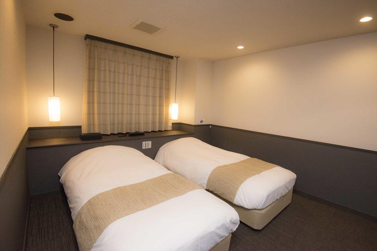 Hotel Double Funabashi Exteriör bild