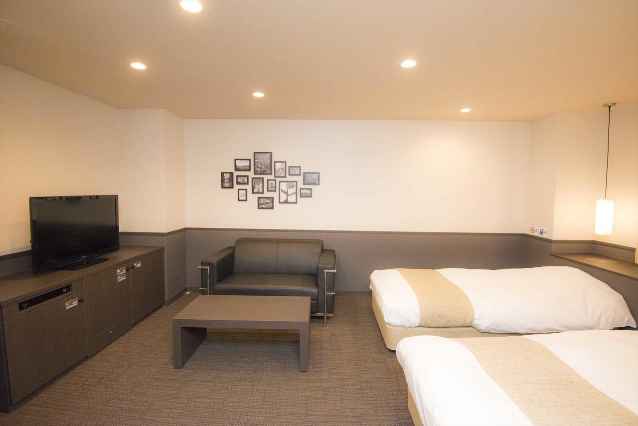 Hotel Double Funabashi Exteriör bild